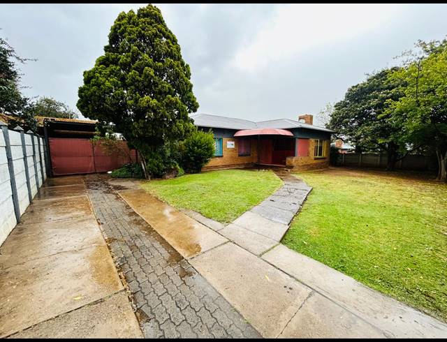 3 BEDROOM FREEHOLD FOR SALE IN VANDERBIJLPARK CW 6